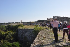 ΠΕΡΙΔΡΟΜΟΣ ΤΕΙΧΩΝ 1